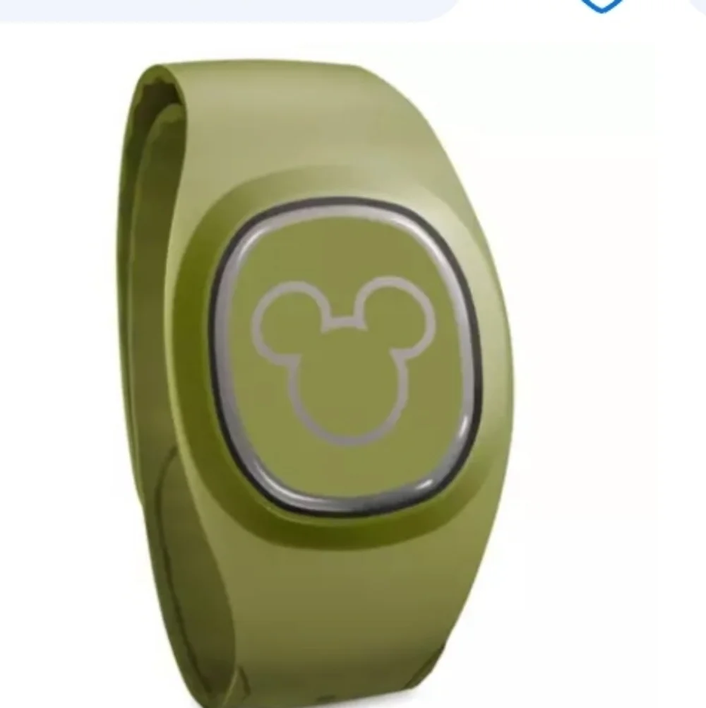 NWT MagicBand+ Olive Green